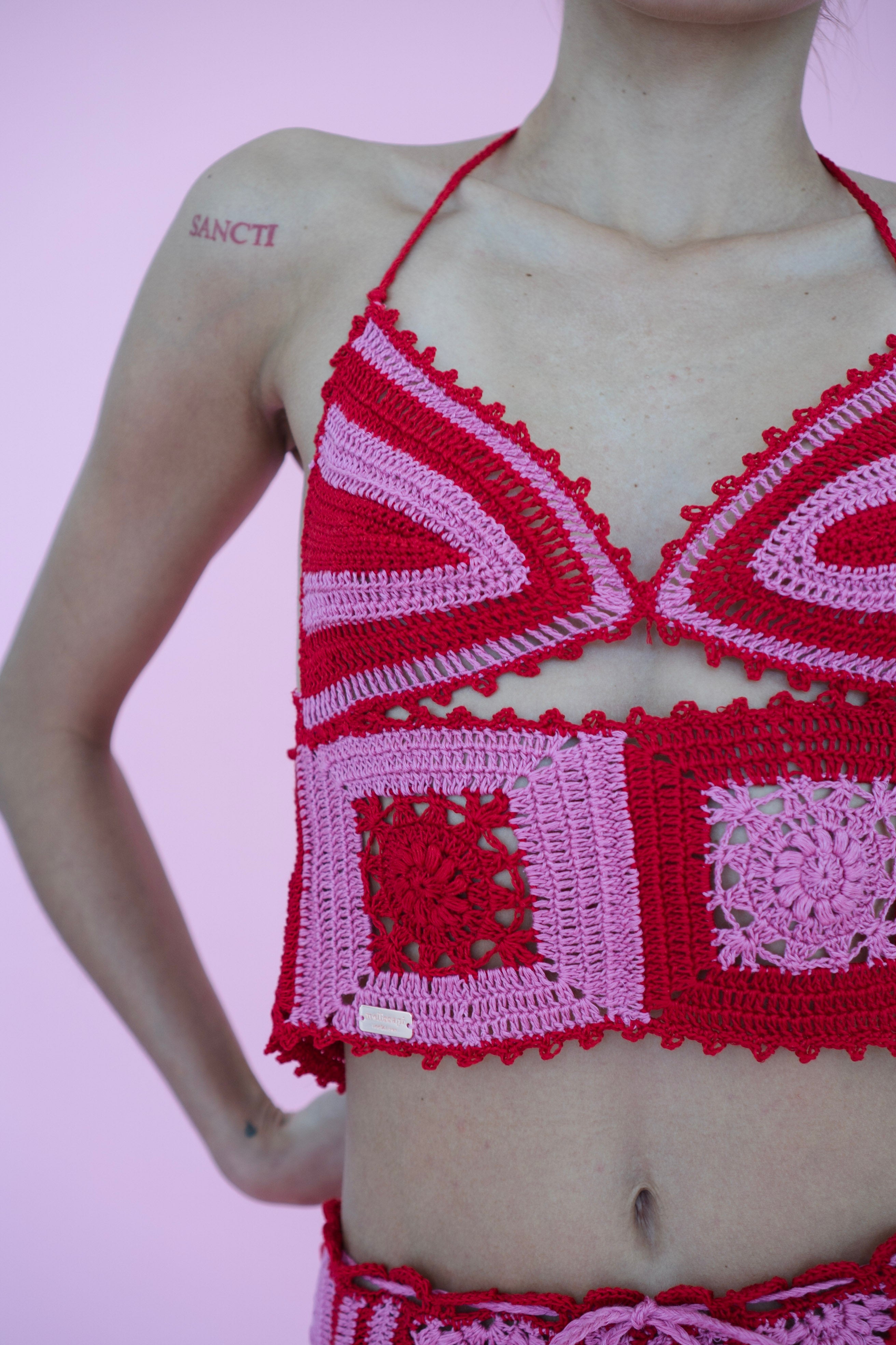 Hibiscus Top - Red/Pink